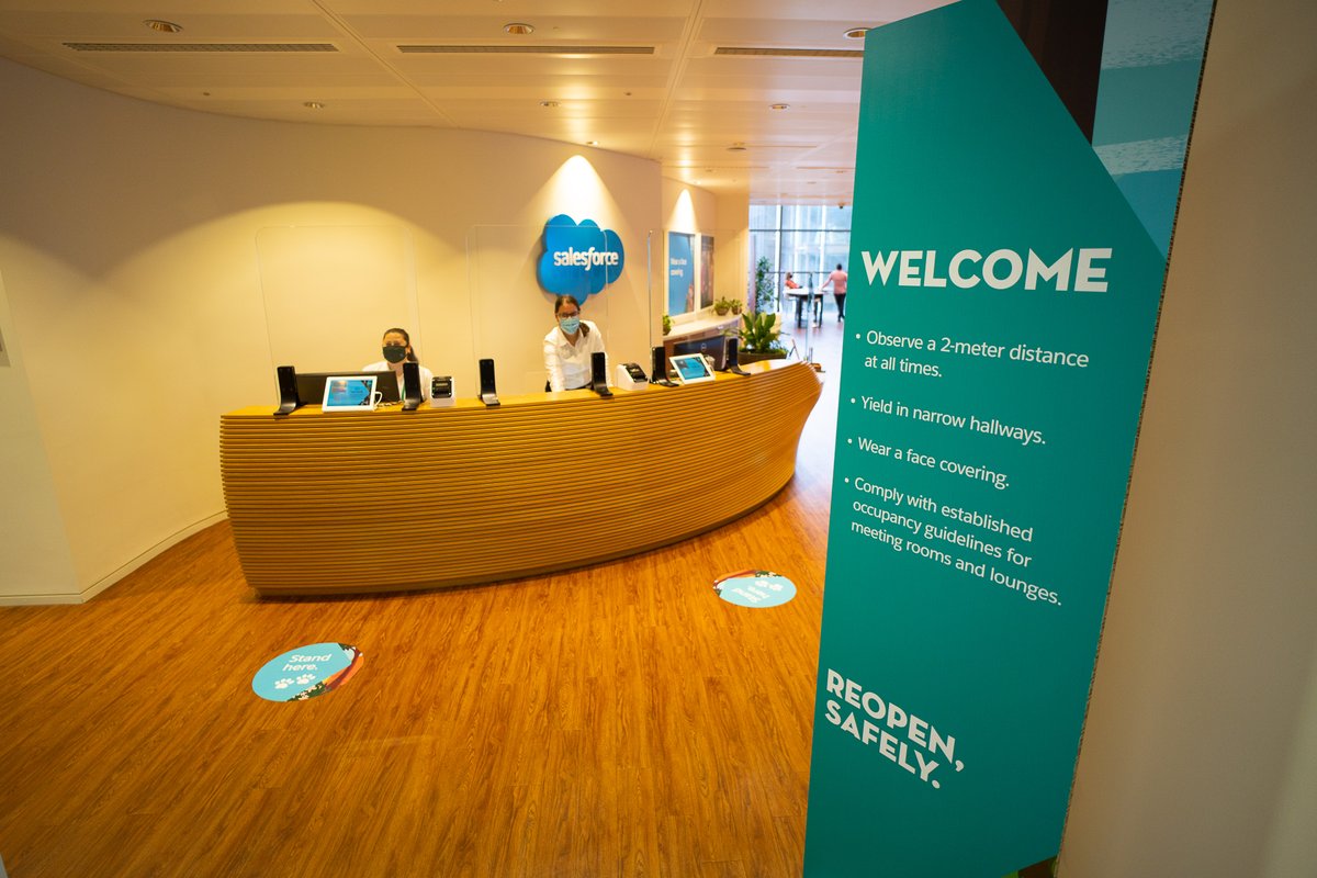 SalesforceUK's tweet photo. It’s reopening day at Salesforce Tower London!

“Thanks to a thoughtful and phased approach to returning to the office, our employees will be able to connect again in our workspace and feel empowered to work from anywhere" - Salesforce UK &amp; Ireland CEO @ZahraS_B https://t.co/QYiLX0E5Bp