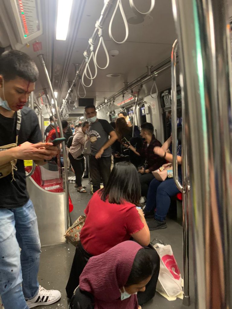 redzuanNewsMPB's tweet photo. Perkhidmatan LRT Laluan Kelana Jaya berhadapan dengan satu insiden yang melibatkan tren bernombor 40 dan 81. 

Pasukan petugas sedang menguruskan bantuan dan kerja-kerja menyelamat-Prasarana Malaysia Berhad https://t.co/fVRis7SOGV