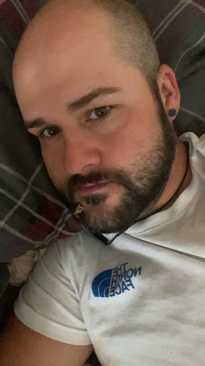 wv_cub's tweet photo. Morning boys 😘😘😘 https://t.co/gnfFTRAqU9