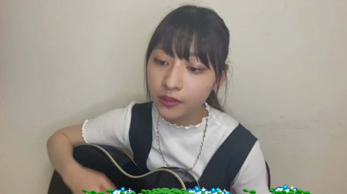 Ruka_AKIARIM's tweet photo. 配信終了直前に始まったスクショタイムも他の人とは一味違う瑠花さんの可愛らしさで溢れていました💚
ほんとに瑠花さんの可愛さ美しさはとどまるところを知りませんね!
#AKIARIM
#早坂瑠花 #Ruka
#SHOWROOM
#配信
#御尊顔
#マルチな才能
#万能の女神
#ギター
#弾き語り
#秦基博
#鱗
#nextsoon https://t.co/YAJ1ZLiYDA