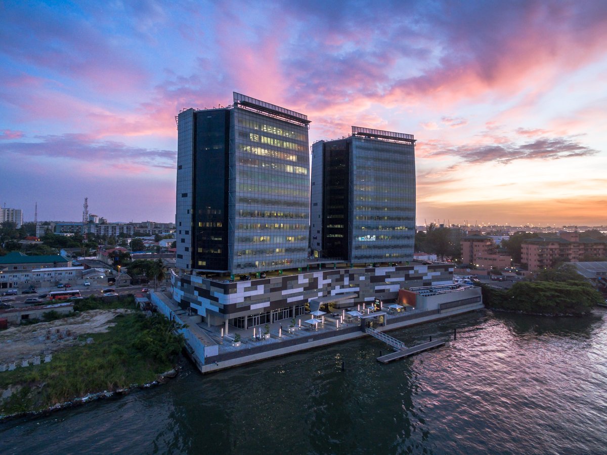 Lango Real Estate Limited has completed a full restructure of its underlying property debt in a portfolio financing transaction worth over US$300 million. Click here to read more: bit.ly/3wvP40Q
#growthpointproperties #lango #africanrealestate #commercialproperty