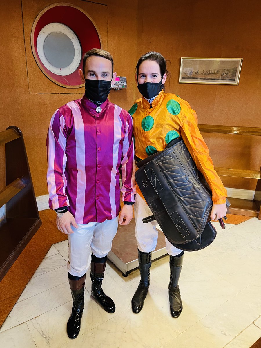 lestradebertra1's tweet photo. Merci ⁦@rachaelblackmor⁩ pour la 📸

⁦@equidia⁩ ⁦@PMU_Hippique⁩ ⁦@Jour_de_Galop⁩ ⁦@SandraBiloe⁩ https://t.co/Rtivl4OLdW