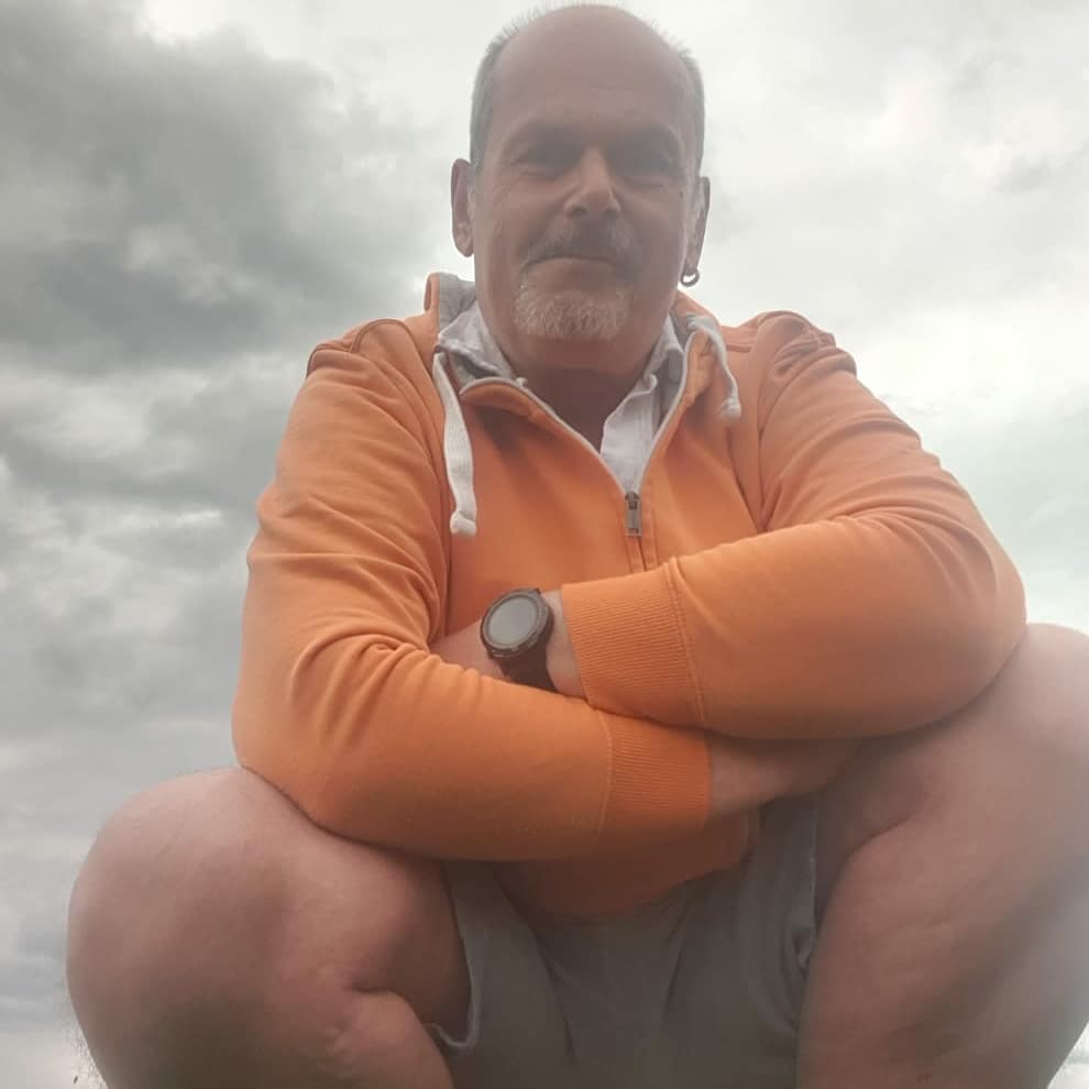Thorste72591894's tweet photo. Einen schönen und entspannten Nachmittag 🌞#gay #gayontour #bare #barebuddy #gaymann #single #live https://t.co/umX1UTz6hk