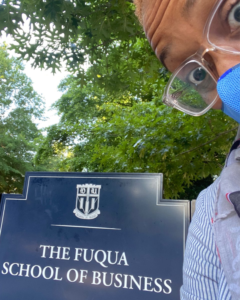 ladybonedoc's tweet photo. Weekend 1 of Term 3 is done! It was great to be back on campus. Time is flying by with #teamfuqua #WEMBA22 . Looking forward to an exciting term with my new team! #MBADocs #bossDocs https://t.co/jrZHkeKBOn