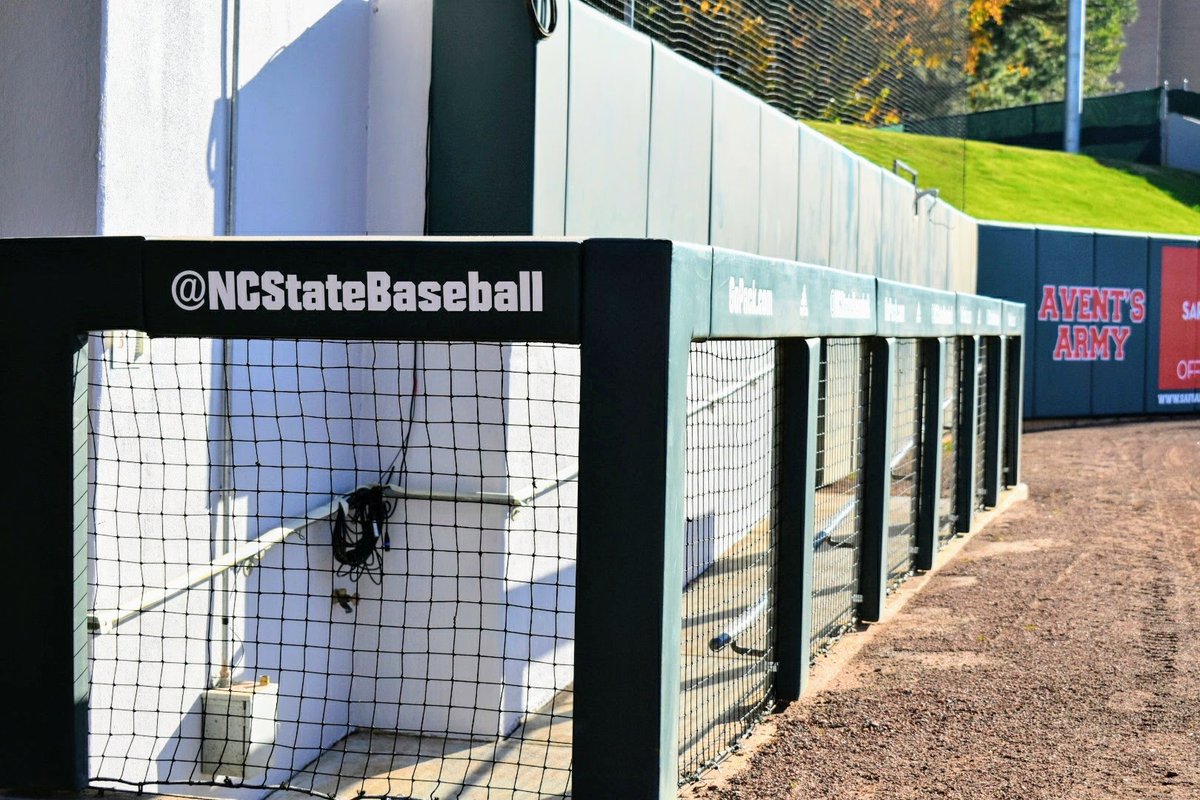 NettingPros's tweet photo. Are your #Baseball ⚾ & #Softball 🥎 #Dugouts or #Facilities 🏟️ in need of an upgrade? #NettingPros #netcommanders designs & installs Custom #DugoutRailPadding & #DugoutRailNetting w/ Digital Graphics.
🔥We are Improving Programs One Facility at a Time🔥 https://t.co/pir8rR4EFc