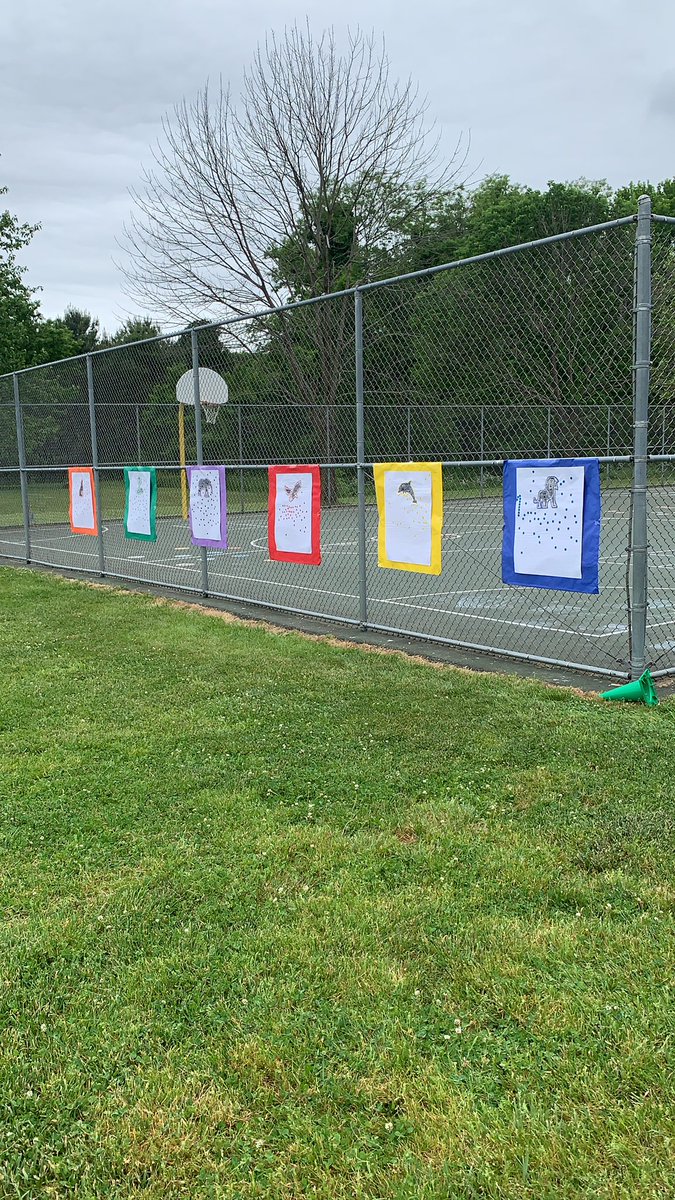 GLESPhysEd's tweet image. First ever Field Week of fun started today with a Fun Run/Walk Challenge.  Which House team will come out on top!?!?  ❤️🧡💛💚💙💜