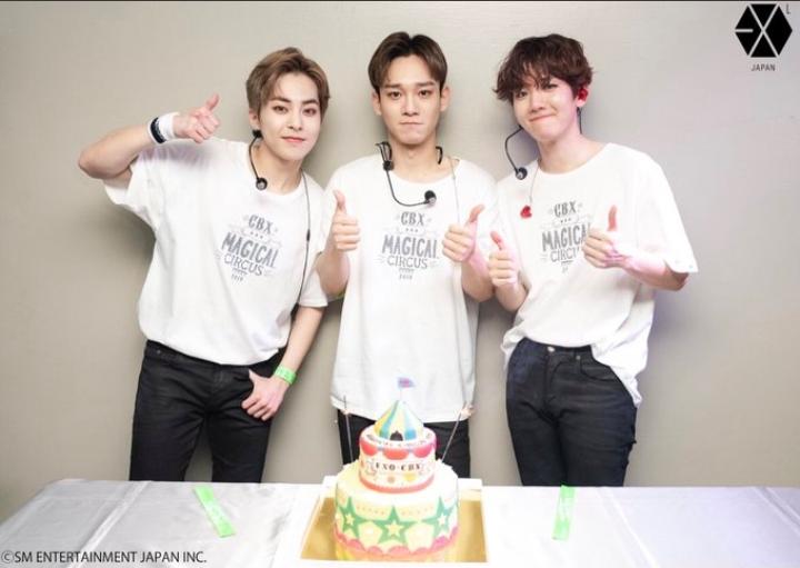 CarooDae's tweet photo. Feliz cuarto aniversario a una de las mejores subunidades 🤧❤️
Esperando el día hasta el día del regreso de CBX ❤️
#EXO_CBX #EXOCBX #CBX
#CHEN #BAEKHYUN #XIUMIN
#CBX4thAnniversary_JAPAN
#MAGICALCIRCUS #MAGICREW
#weareoneEXO #EXO https://t.co/7whUqqhB0C