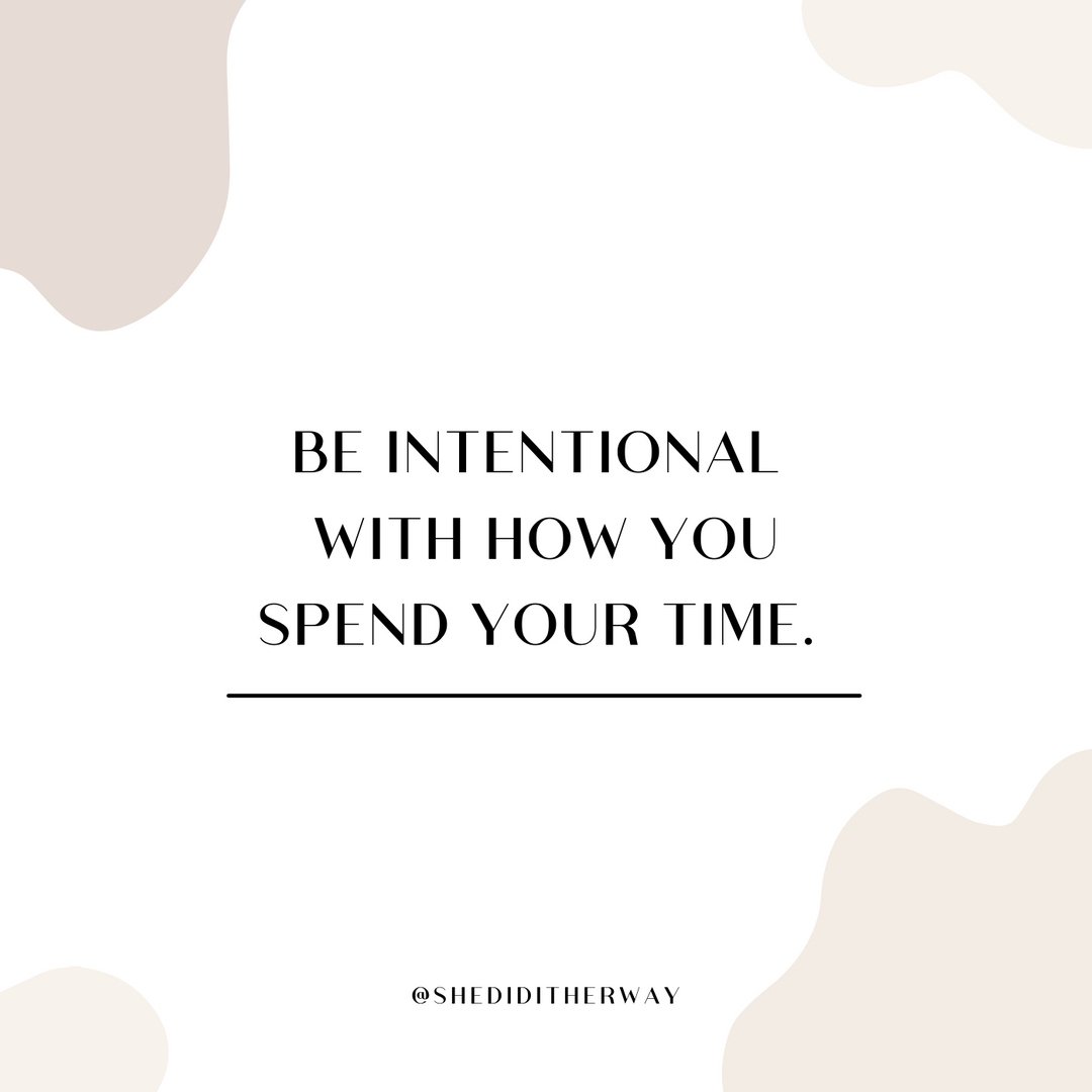 Shediditherway's tweet photo. Your time is valuable.β°
Don't waste a minute of it.
#MondayMotivation #SheDidItHerWay #podcastinfluencer #bosslady #blogsociety #influencenetwork #gritandvirtue #ladyboss #makersgonnamake #colorventures #SHE #Abmcrafty #madetomatter #creativelife https://t.co/KgbRXSk3ZG