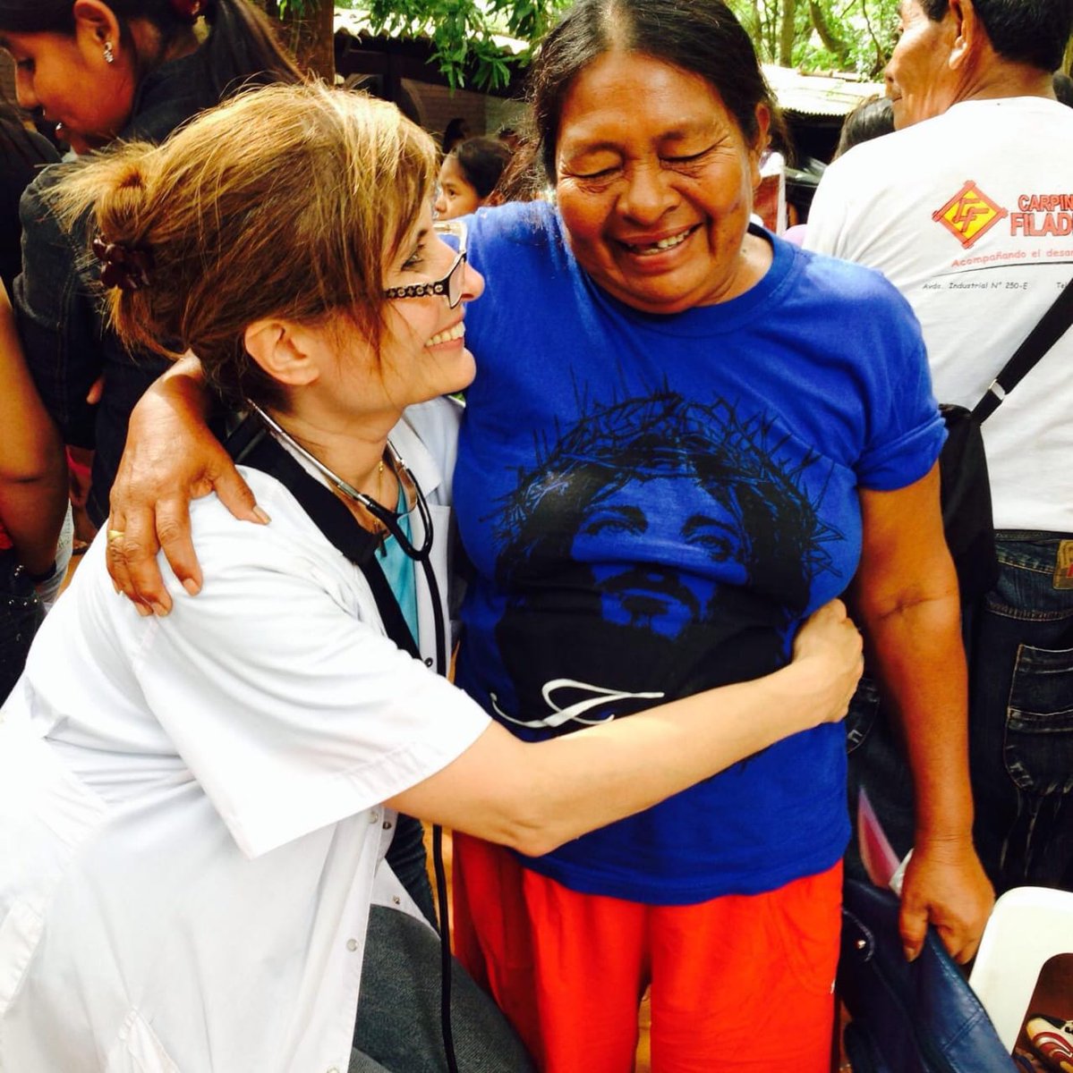 jorgequerey's tweet photo. Hasta siempre mi querida Kathia Ayub, gran médica, científica, amiga, ser humano, intensivista. Gran dolor por las pérdidas, pero ella ocupa un lugar muy especial en el corazón de mi familia y la Sociedad de UTI, Neumologia y el INERAM. https://t.co/ktEhsFSdnM