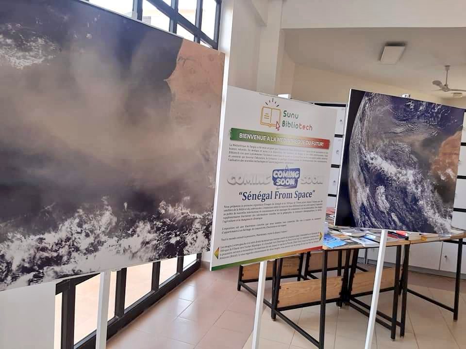 MediatechBargny's tweet photo. Nous préparons une exposition du #Senegal vu de l'#espace.
Ces deux tableaux (photos prises par les satellites de la Nasa) sont des échantillons de ce que nous voulons faire dans un futur proche.
#exposition #MediathequeBargny #SunuBibliotech #kebetu #Senegalfromspace #Bargny https://t.co/1mXRVYjQTZ
