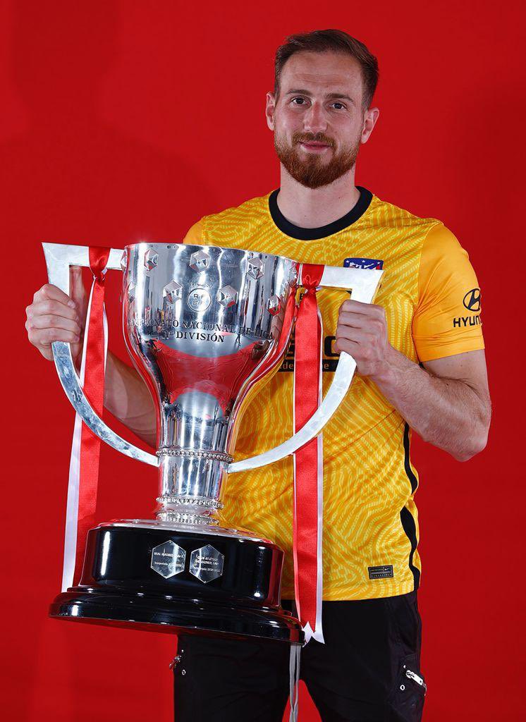 Jan Oblak tweet media