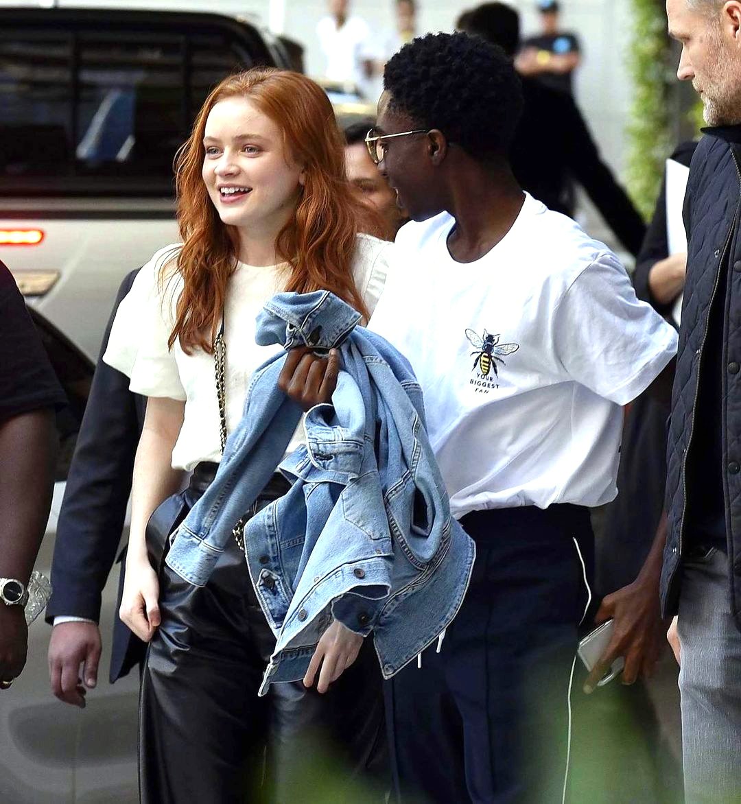 StrangerNews11's tweet photo. LOVE THEIR FRIENDSHIP...❤️📸🤩 #SADIE &amp; #CALEB #StrangerThings https://t.co/FLqdM6V17W