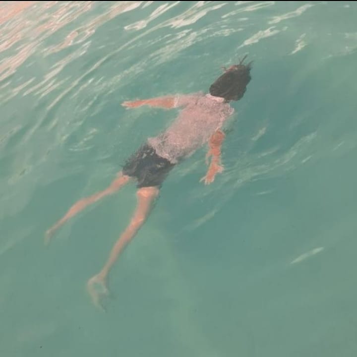 codymads's tweet image. La Casa de Papel eu exijo que o gandia sofra,mas sofra muito,muito mesmo,desgracado matou minha nairobi