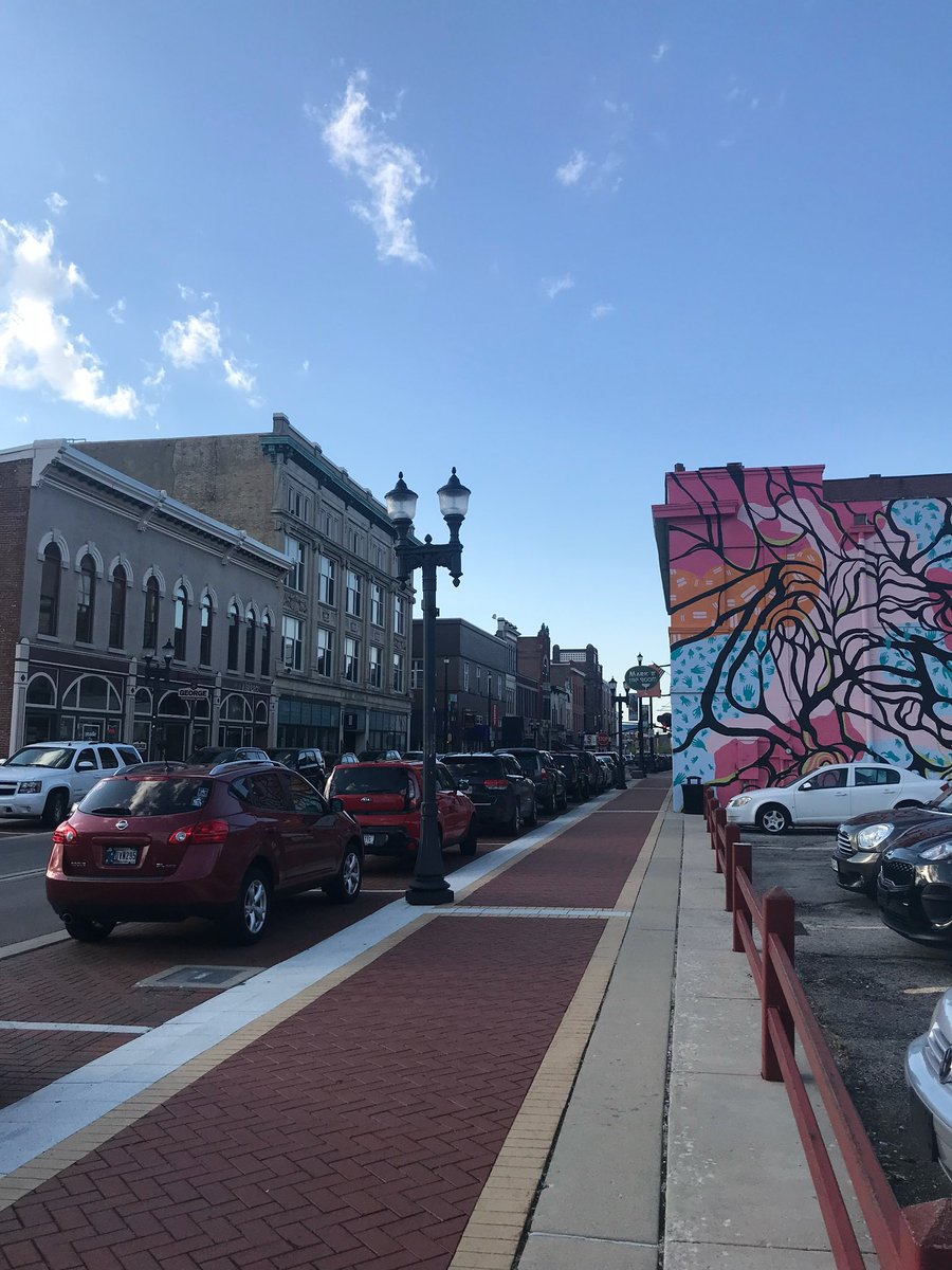 JATompkins's tweet photo. The urbanism of Muncie, Indiana https://t.co/OwAMcswRLU