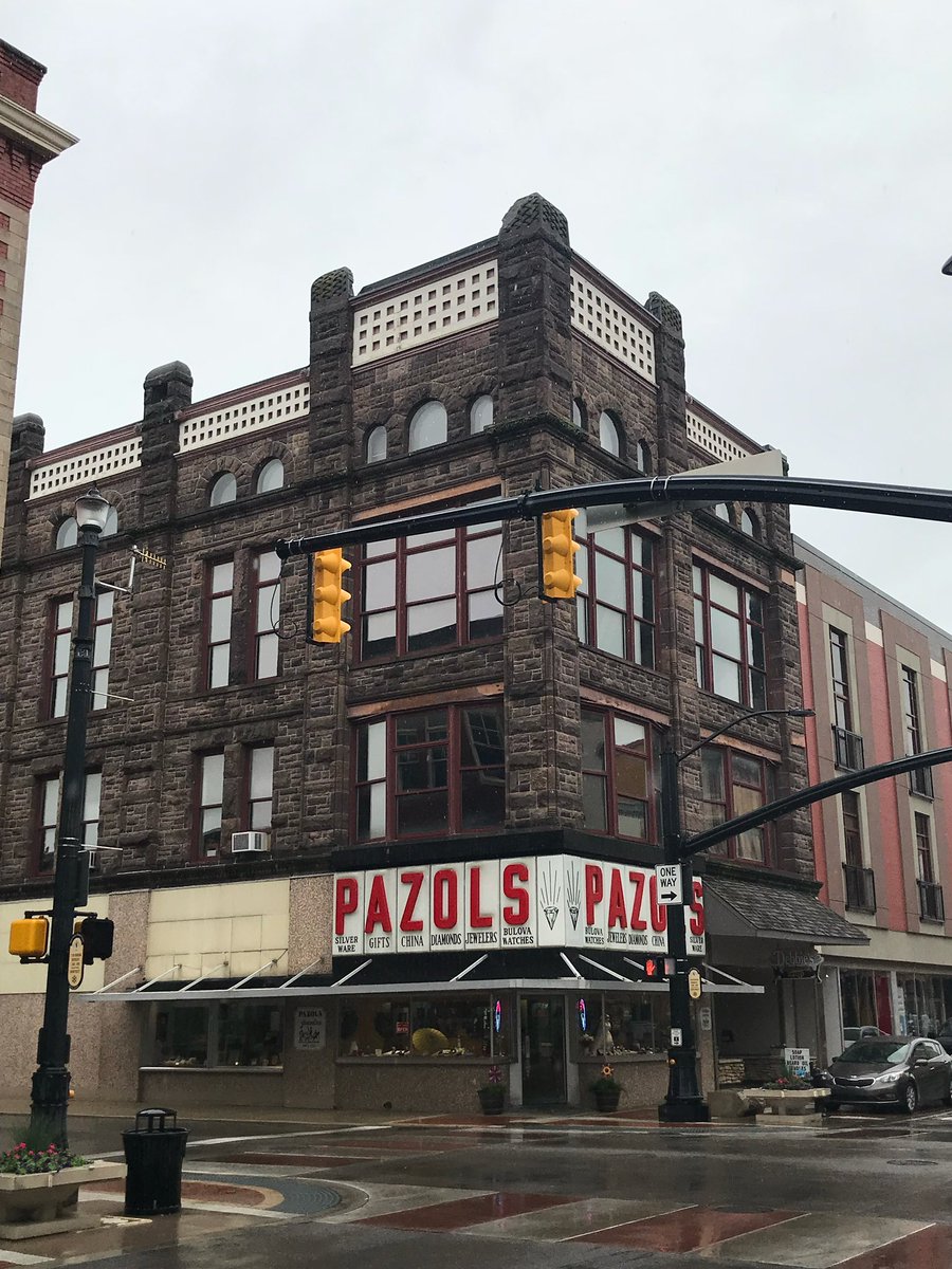 JATompkins's tweet photo. The urbanism of Muncie, Indiana https://t.co/OwAMcswRLU