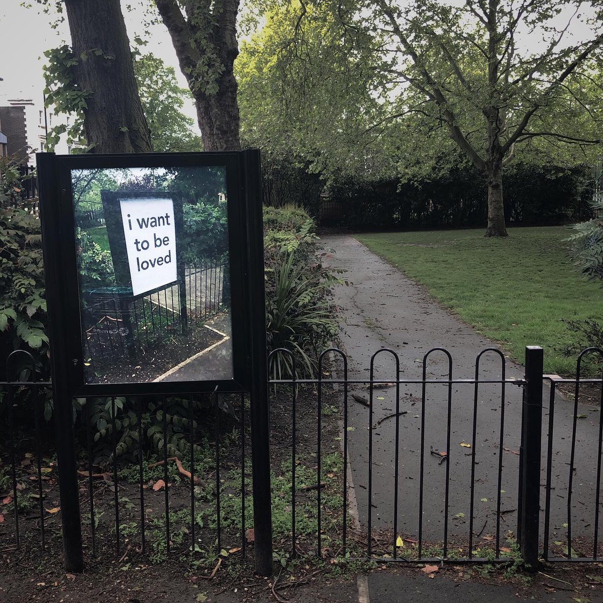 mrkimnoble's tweet photo. This empty community notice board seemed quite sad, bereft or purpose, itβs been empty for years. So Iβve purloined it. Turned it into an art gallery. #artposters #trompeloeil #ifeelempty #noticeboard #publicart https://t.co/8E0BqrZcOG