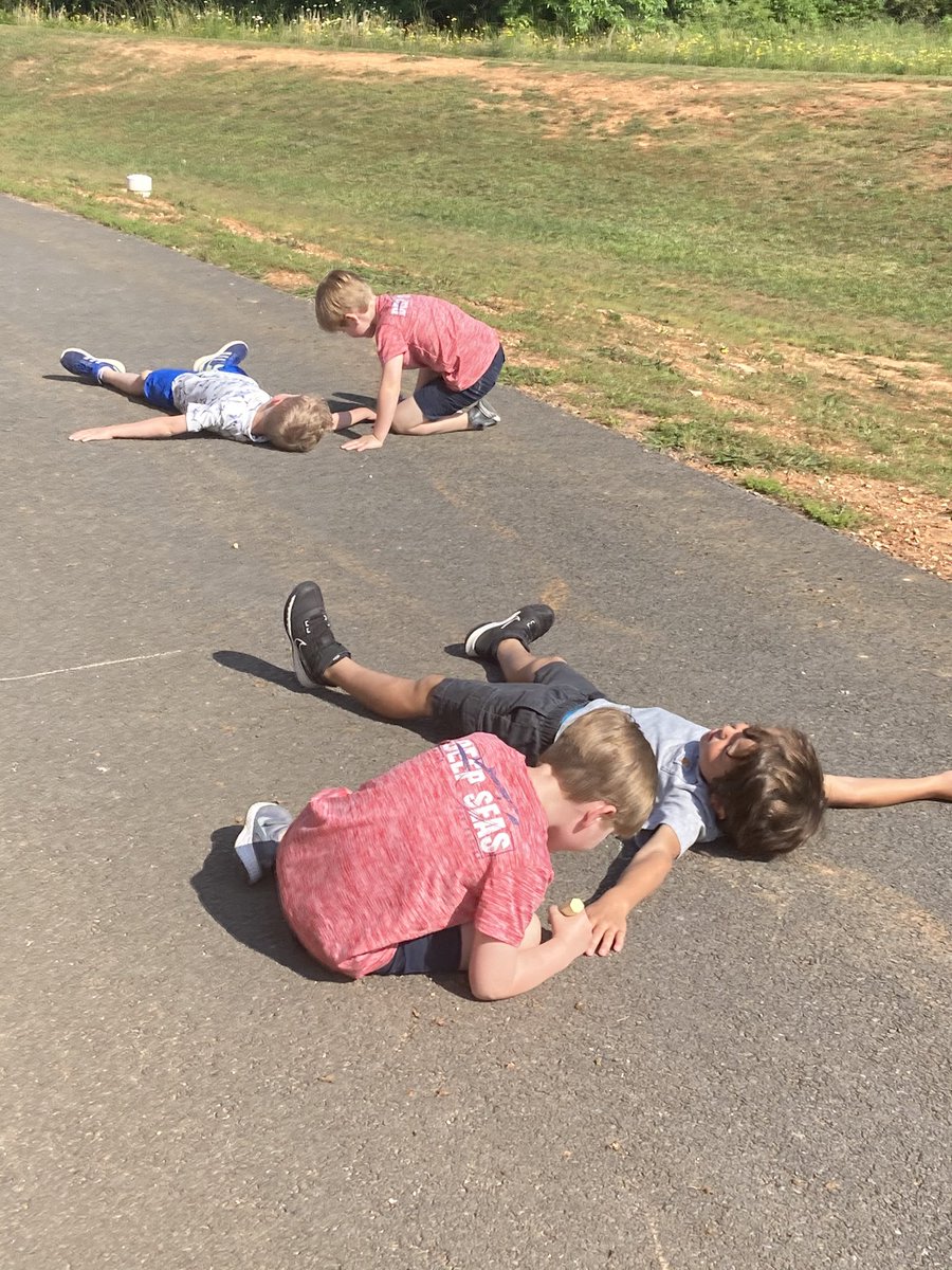Morning Fun with Chalk #kindergartenrocks <a href="/JohnsonWildcats/">Johnson Elementary School</a>