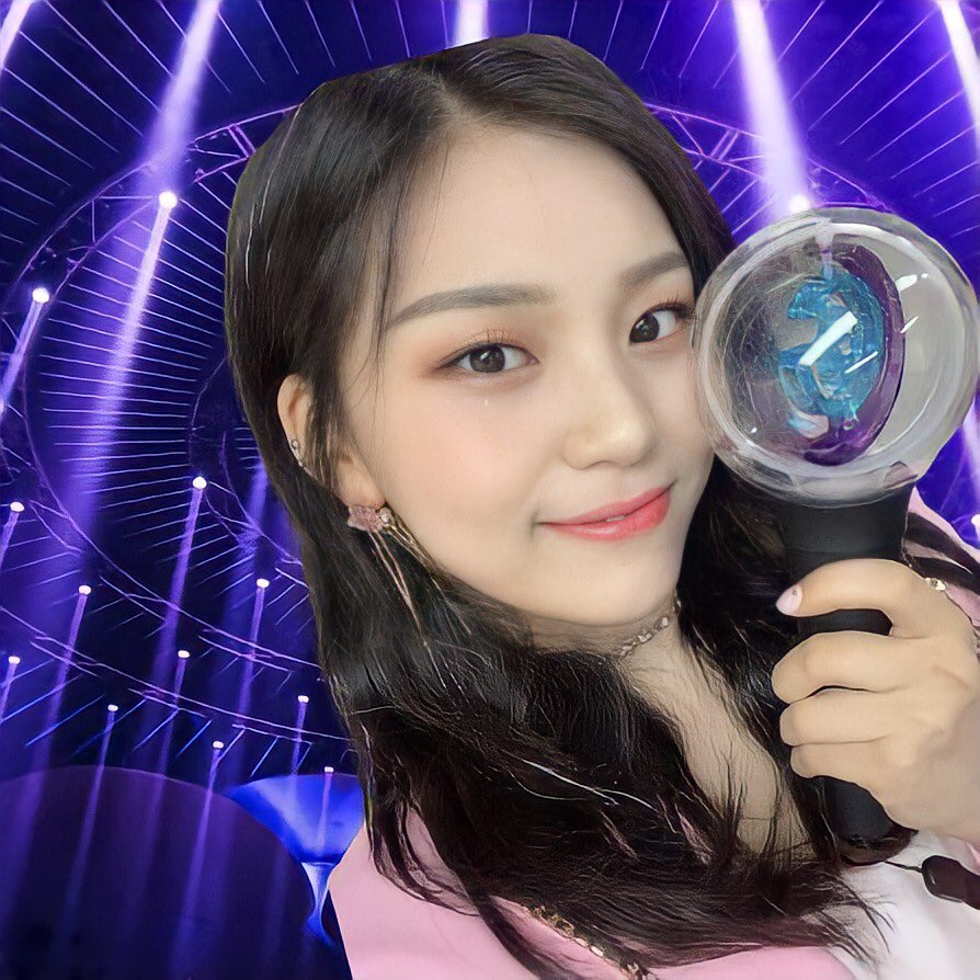 bbyuchingu's tweet photo. #BuddySelcaDay
“Don't hesitate again
No one can stop you
Don't try to turn around
Erase all painful memories”
- Umji (better me verse 1)
_~~~~~
Annyeong !! Happy (for now) Buddy Selca Day !
#BUDDYforever #Bsd https://t.co/au4p8vTxZ9