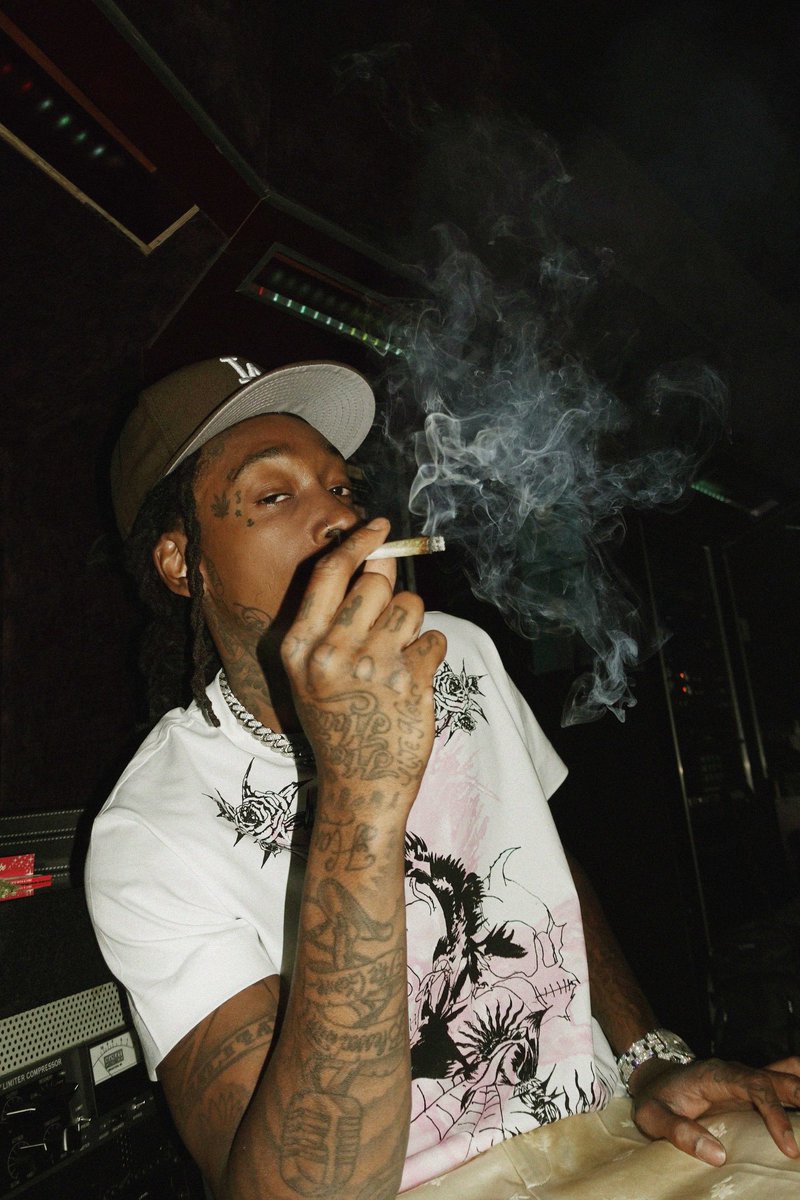 wiz khalifa 直筆サイン入りフォト wiz khalifa 直筆サイン入りフォト wiz khalifa 直筆サイン入り