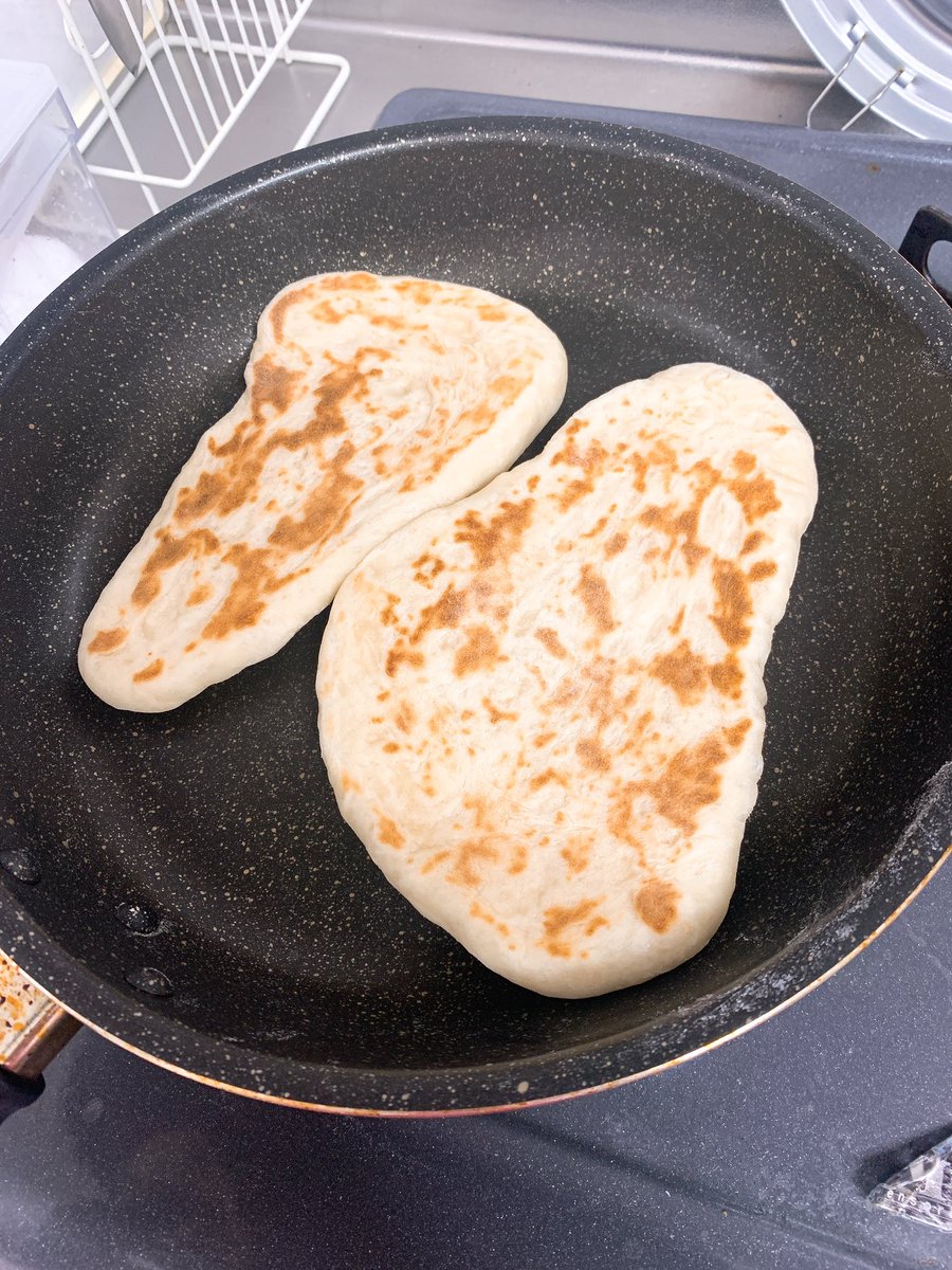 見てこれ ナン げろもとのイラスト