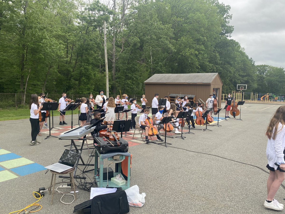 MJSPerrone's tweet photo. Getting ready to enjoy an outdoor concert featuring our @Ironia_Elem string students!! @RandolphSchools https://t.co/bO9XAfqCIs