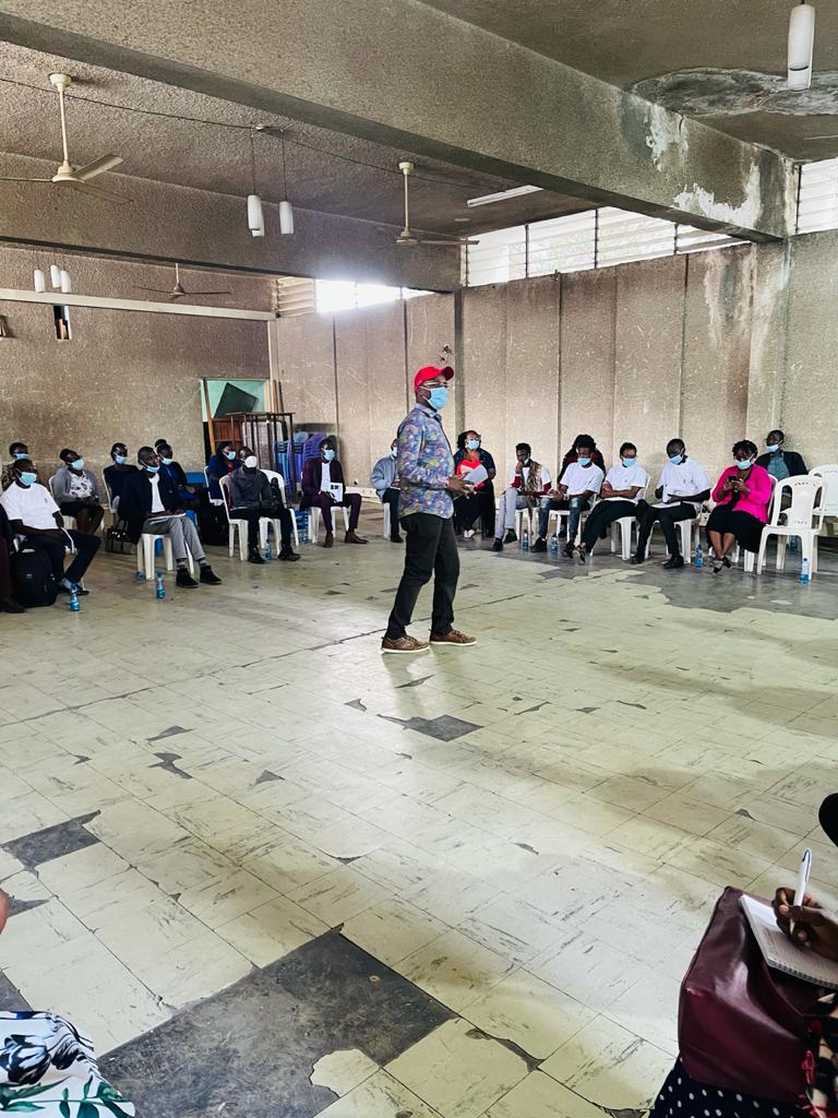 RoySasaka's tweet photo. Today marks the end of the Western Circuit in the process of validating the @GenUKenya  strategy
Key questions raised to the youth for engagement included concerns on how the youth want to be represented, Informed, engaged and supported 
#InvolveYouth #SautiYaVijana https://t.co/RnUUday9Yj