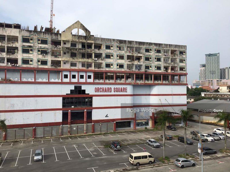 Shafik On Twitter 9 Orchid Square Gajah Berang Melaka Lamaaa Dah Tak Beroperasi Tingkat Atas Masih Berpenghuni Sebab Ada Apartment Tingkat Bawah Mall Dikosongkan Ngeri Juga Tengok Apartment Atas Tu Https T Co Ekpr7fcwo3