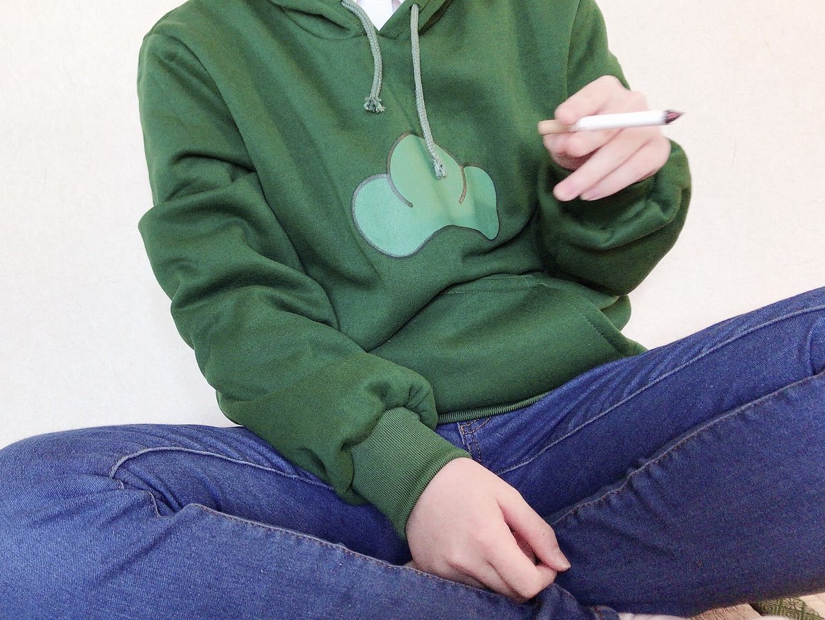 Mashumarouma_13's tweet photo. #松野家6つ子生誕祭2021 
 #コスプレイヤーさんと繋がりたい 
  #おそ松さん生誕祭 
過去写真で申し訳ない💦
6つ子おめでとうぅぅぅぅ！！！
最近冷め始めちゃったけど誕生日は祝いたい🎂🎉✨
写真探す過程がコスプレ下手すぎて超恥ずかしかった😂😂 https://t.co/Uwt940eYrr