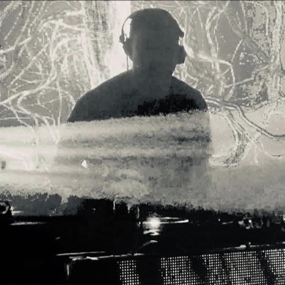 rmosadzenko's tweet photo. #NewProfilePic https://t.co/ZlG9iqHRDA