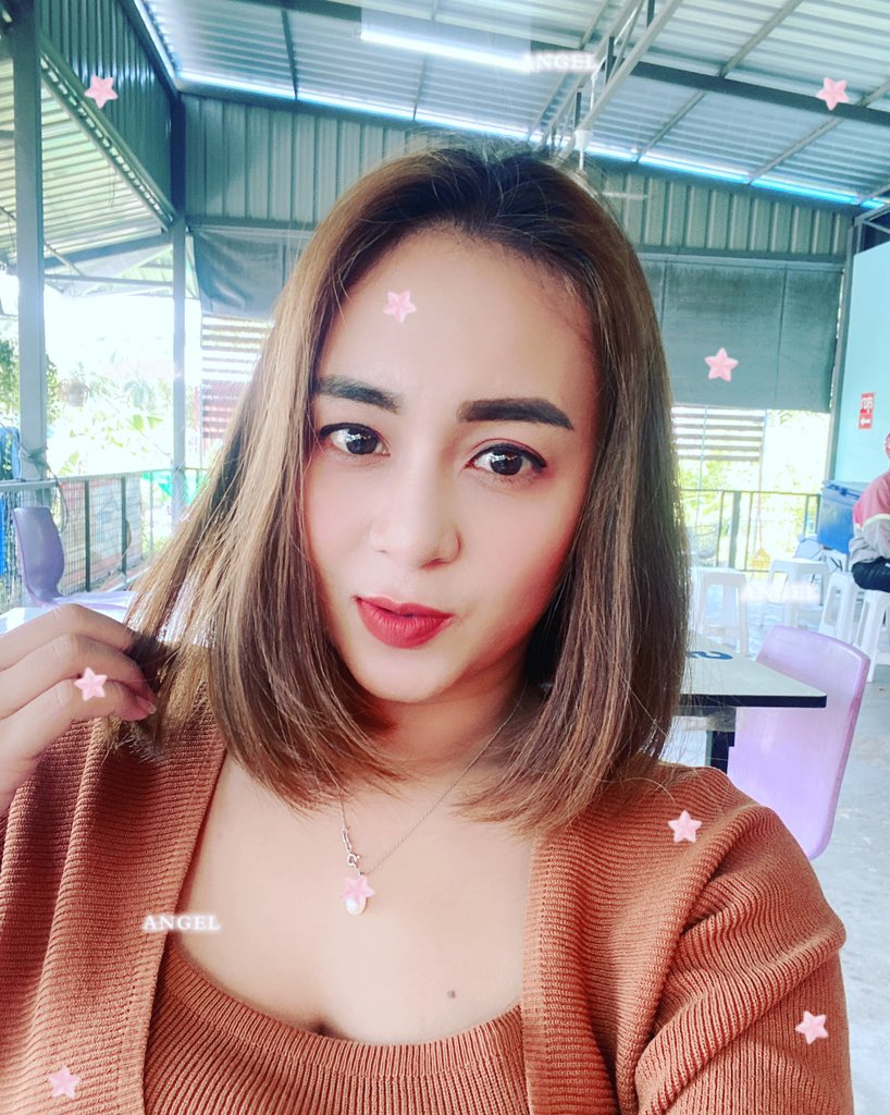 Aum_sirikan_aum's tweet photo. ทำไม รู้สึกเหงา #นครศรีธรรมราช #โสดโปรดจีบ https://t.co/EJqSSOcpp3