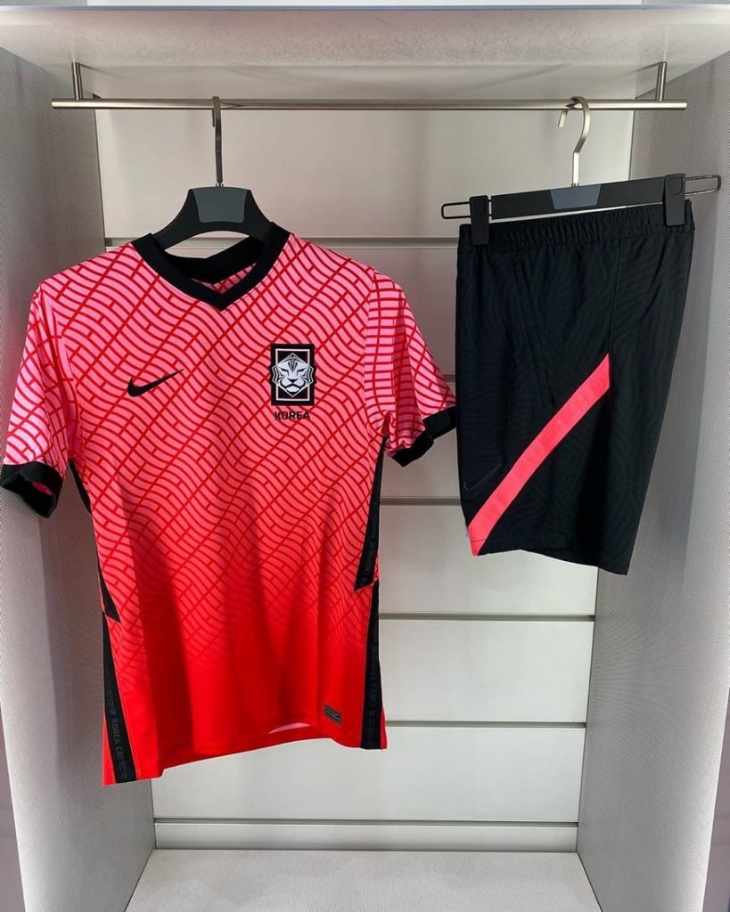 AudazFut's tweet photo. Os kit ta tendo 🔥🔥🔥🔥 https://t.co/M9la4Jb9iQ