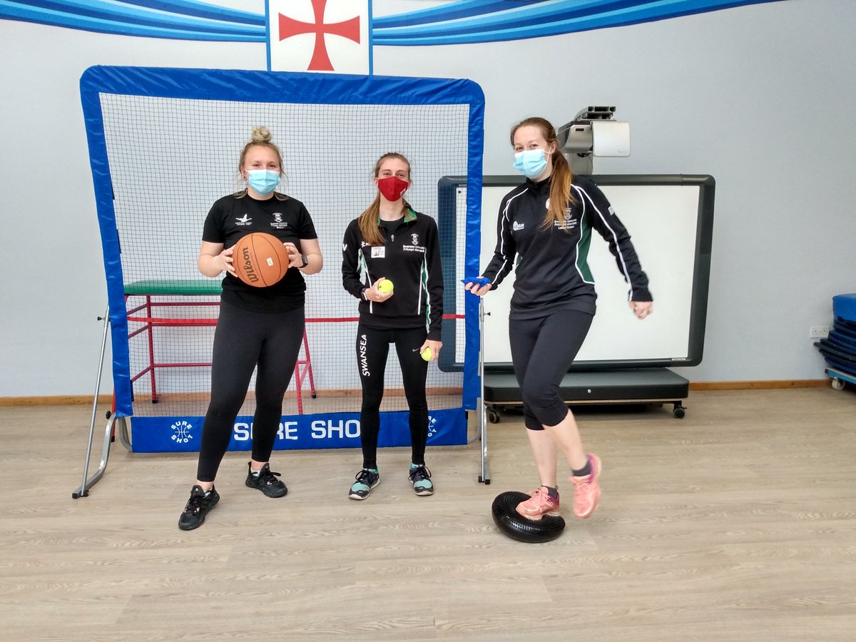 AmieRichards's tweet photo. That's a wrap for Dragon Challenge Day 1 at @TemplarsPrimary 

All 60 children tried their best &amp; worked very hard! Looking forward to trying the short form tomorrow. But first, a lie down for us! 
@harrietgbarker @Emzwilliams123 @MissMcLean75 @SUSportsScience @activity4kidz https://t.co/v1G0ZjdHWO