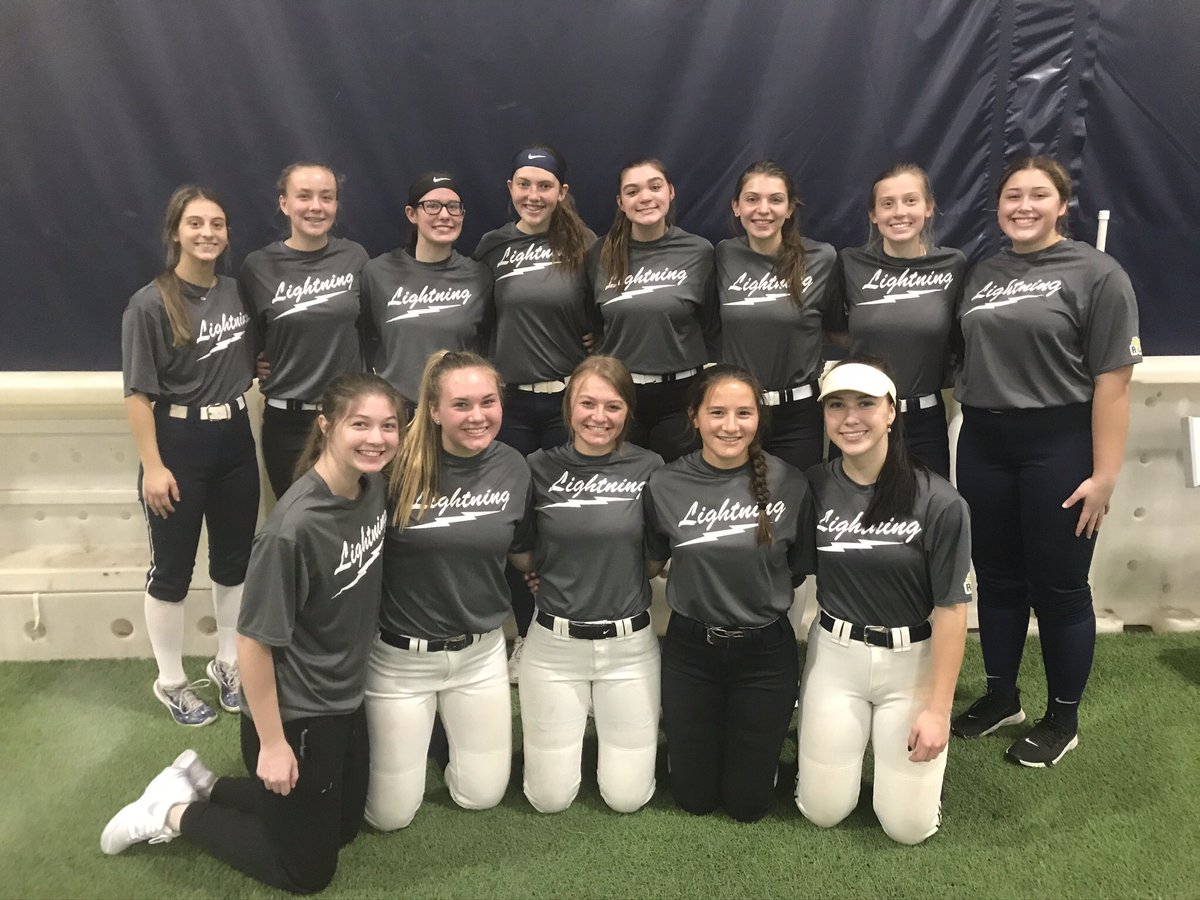 NLLightningJMPT's tweet photo. Even though our girls are killing it during their high school season, we can’t wait to have them back together! 18 days until our first game!! 🥎 🔥 https://t.co/qagbEzgpEQ