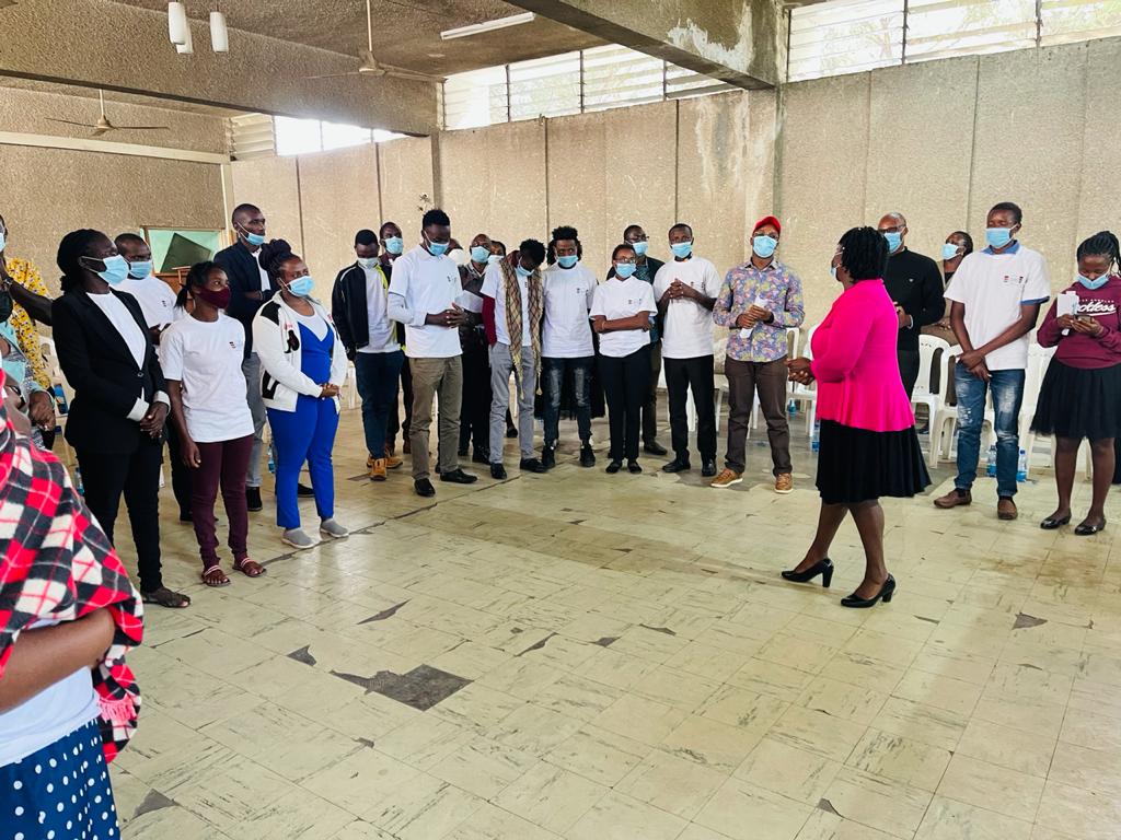 RoySasaka's tweet photo. A common rallying call from the youth was that the selection of youth leaders should prioritize individuals who have participated in initiatives and activities resulting in positive community development, preferably for the youth #InvolveYouth #SautiYaVijana https://t.co/nInrmQouQH