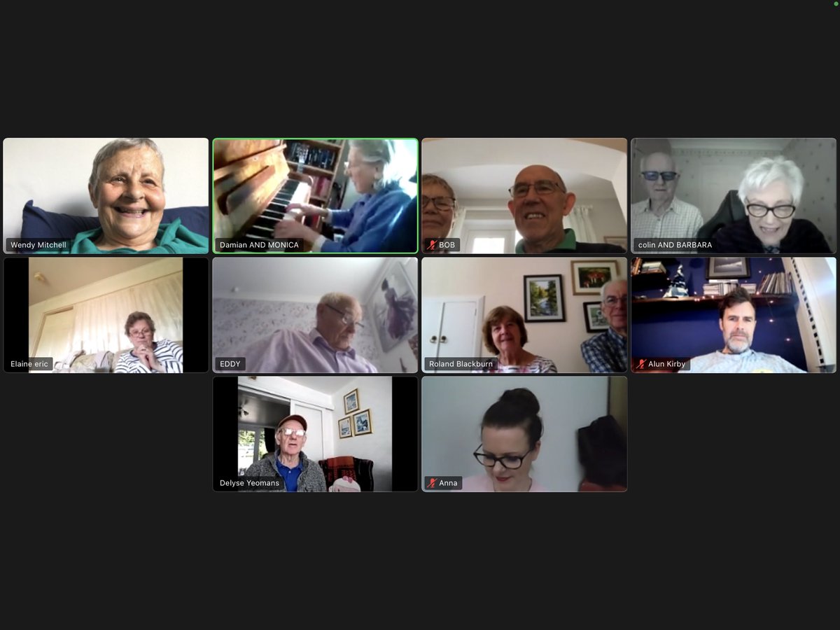 So lovely to see my playmates <a href="/YorkMandV/">York Minds and Voices</a> this morning. We were down on numbers but not on laughter….we can’t wait to meet in person again….we’ll all come away with crush injuries 😂 these are the very people I’m raising funds for justgiving.com/crowdfunding/m… please donate if you can