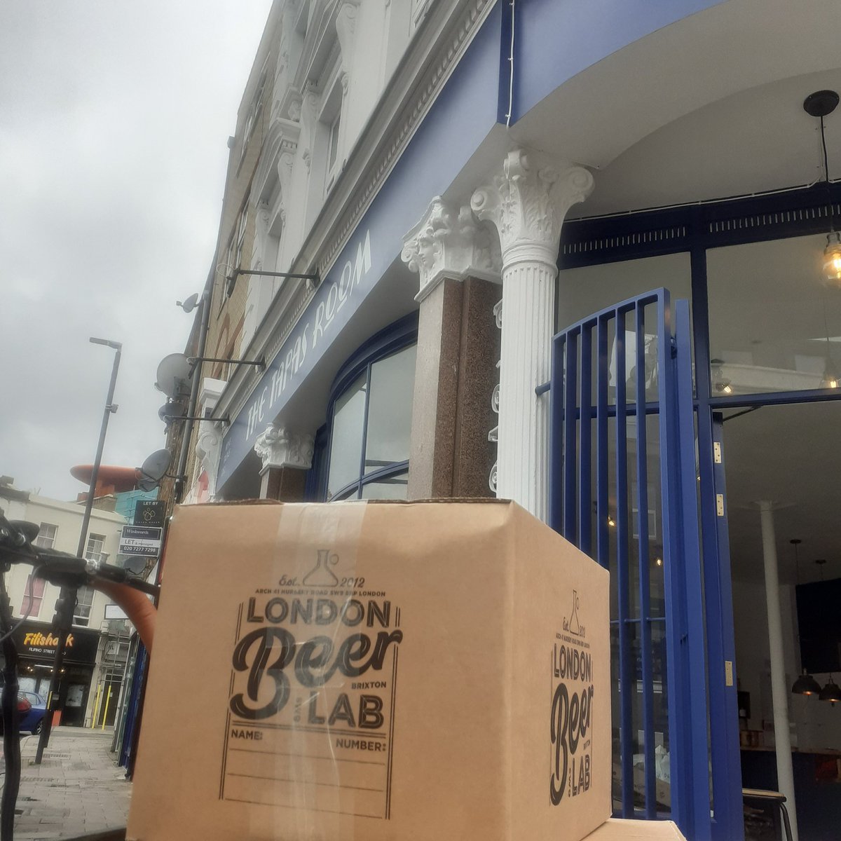 LondonBeerLab's tweet photo. From tomorrow evening #Peckham Beers been sorted and am told the wine and sherry list also worth a gander! #TapasRoom #Number5 #RestaurantOpening #NewRestaurant https://t.co/ZSvjKoYi00