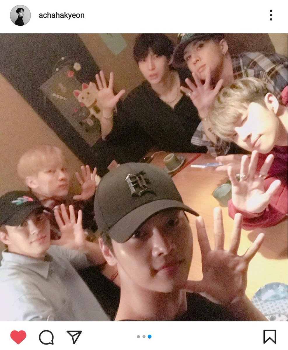 haennaaah's tweet photo. *cries in ot6* 🥺💙🌟 https://t.co/CYIaZannPm