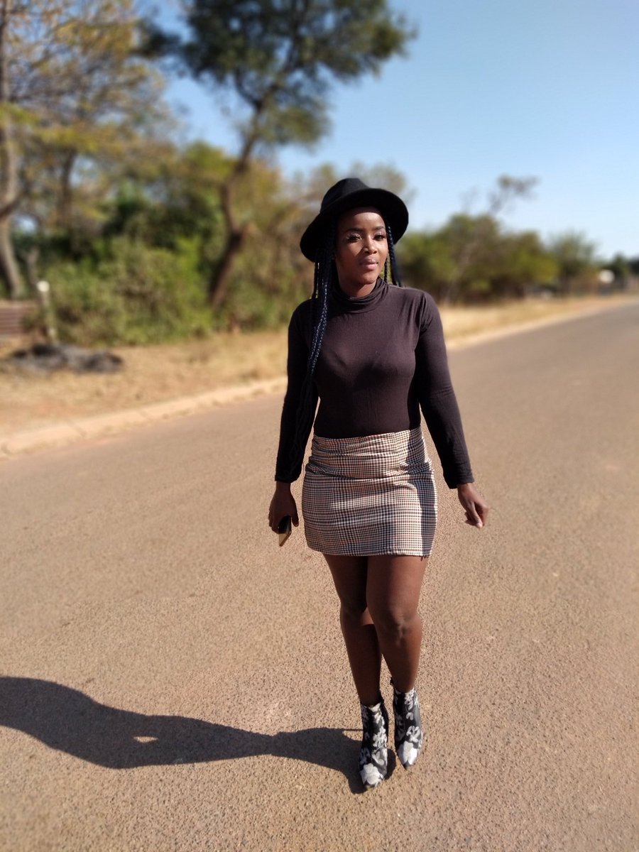 Busi_Lo's tweet image. #makamu
Gwanaka..