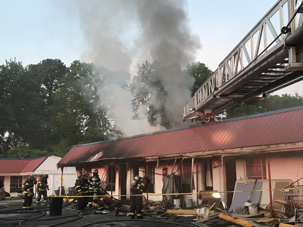 E6, L3, E7, and E5 were toned out to a business fire this morning on Hwy 31 S. When fire crews arrived, they found approximately 15 units burning. Quick response time and professional coordination between crews prevented this fire from being a total loss. Great work, men!