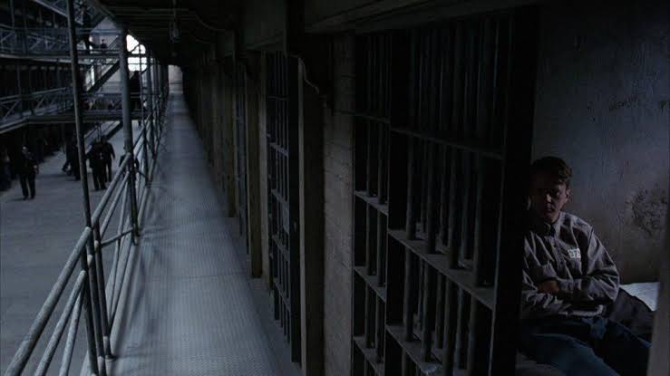 Happy birthday Roger Deakins !  