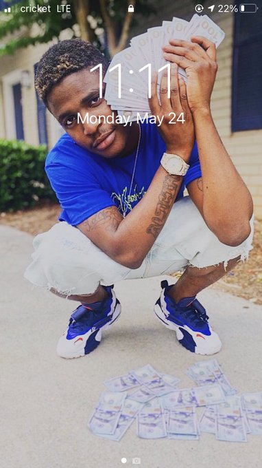 Right after , it hit 11:11 . Confirming it ..... don&rsquo;t play with me 🐊 https://t.co/HeAzYFZhWC