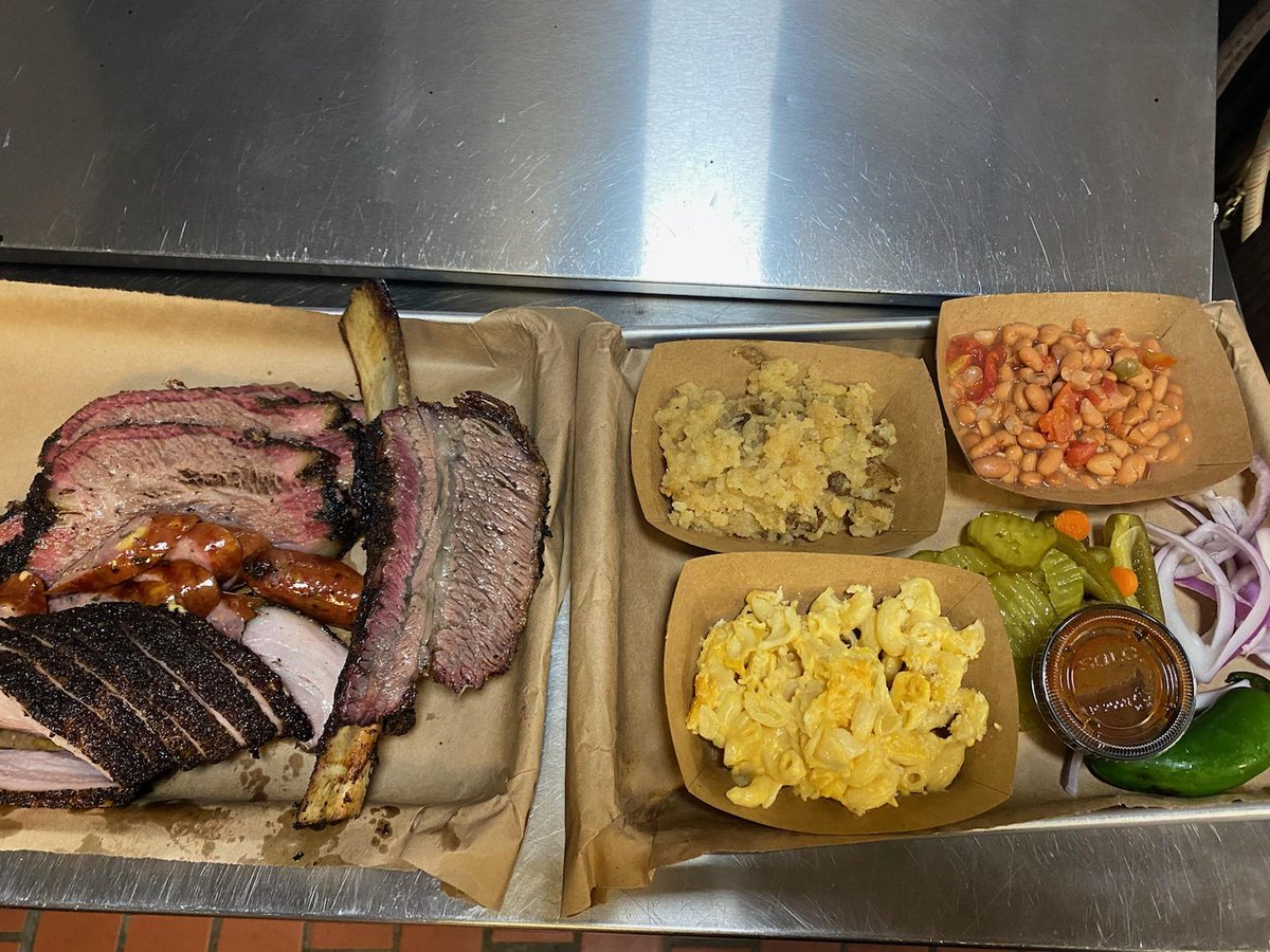 We're smokin' up great meals deep in the heart of Houston, Texas!  Do drop in!  5434 Lawndale 77023!  Thurs - Sat. 11 am til sold-out!