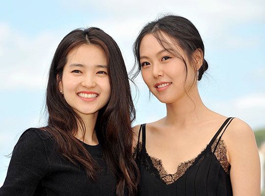 @_danYeah @mywhitelilly_ first GL couple i know is Kim Taeri and Kim MinHee.. and they were nominated back in 2016 for The Handmaiden movie

#TheHandmaiden #Cannes2016 #CannesFilmFestival