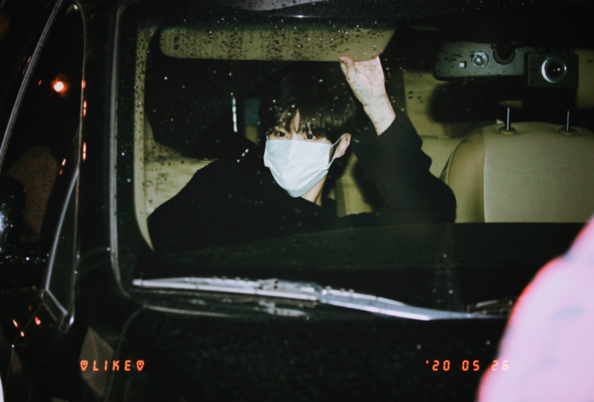 surin_Nia's tweet photo. #김우석_솔로데뷔1주년_축하해
#KimwooseokSoloDebut1stAnniv 
김우석 이라는 단어가 나를 웃게 만들어 https://t.co/QOV39KDskv