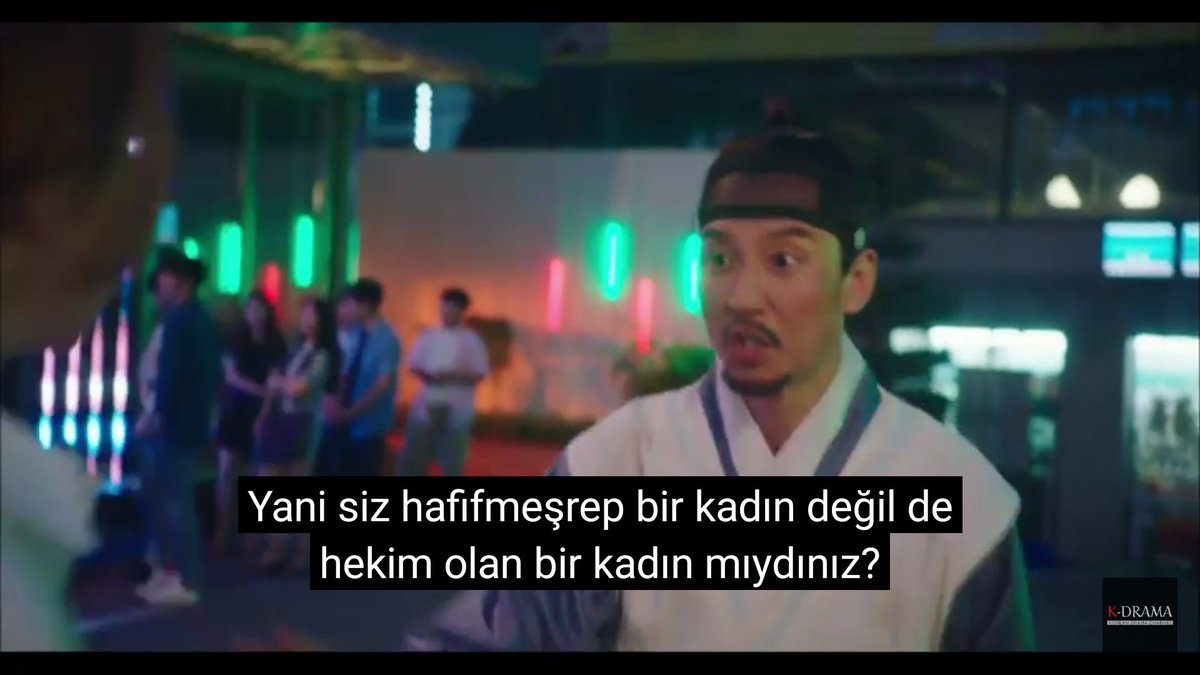 Ayperidiyari's tweet photo. Yaa dizi çok güzel daha ikinci bölümdeyim ama beni içine çekti resmen hele adamın tepkileri şaşkınlığı 😂
#LiveuptoYourName
#DeservingoftheName https://t.co/rhKQ0Ls2DA