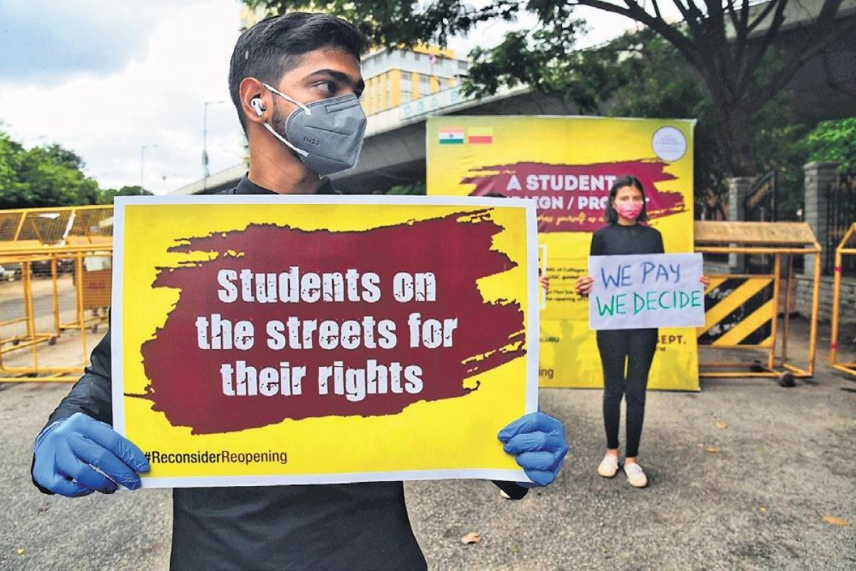 SagarKu36411363's tweet photo. #CancelAllBoardExams 
We will be run with this hashtag. 
You can't feel the pain of student . 
@DrRPNishank 
@PMOIndia https://t.co/6VxWq0Ljvp