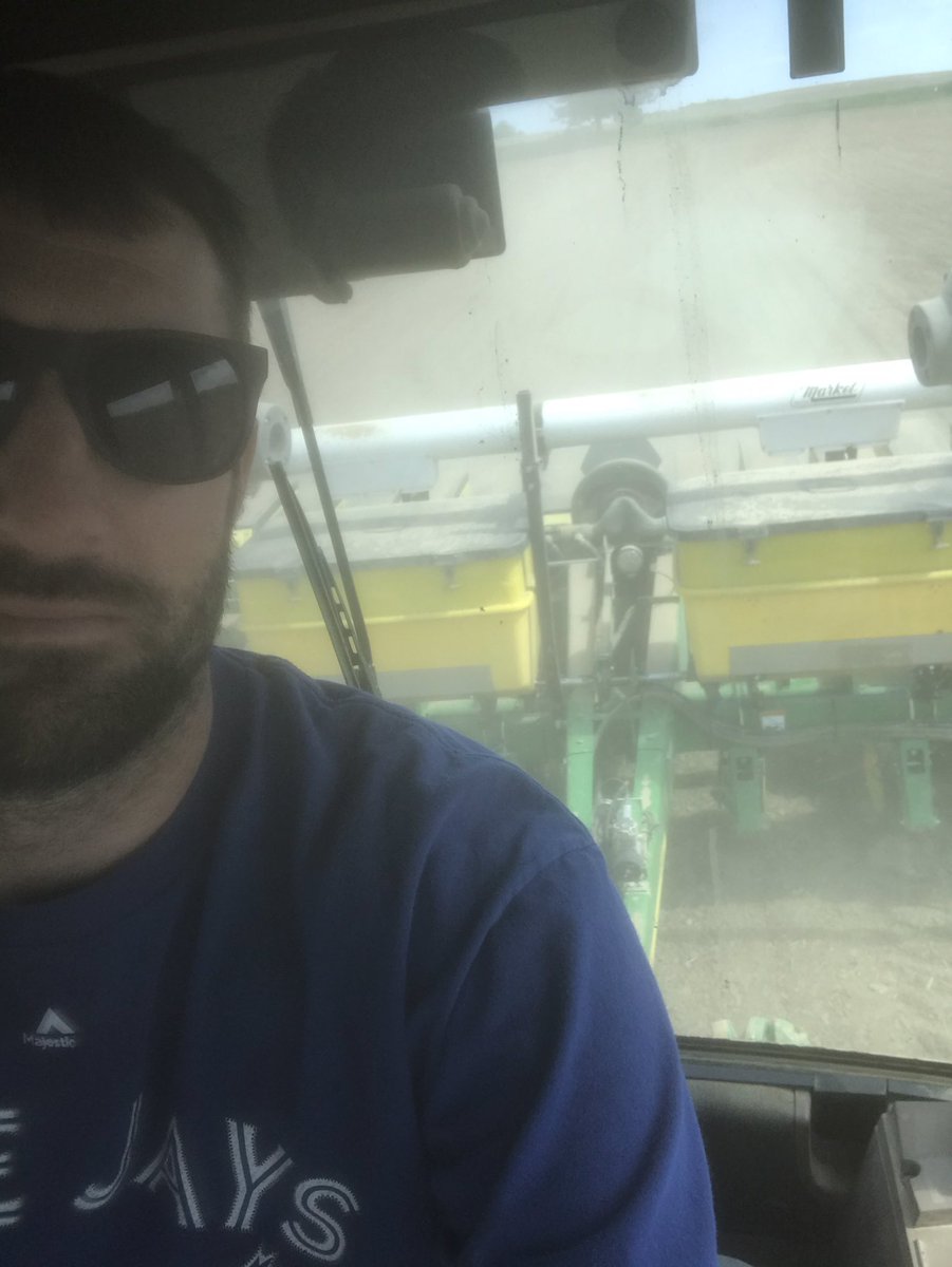 1cbj's tweet photo. Got the ground levelled, now time to plant more soys. #plant21 #fromthefeild https://t.co/nTNFBeZeFm
