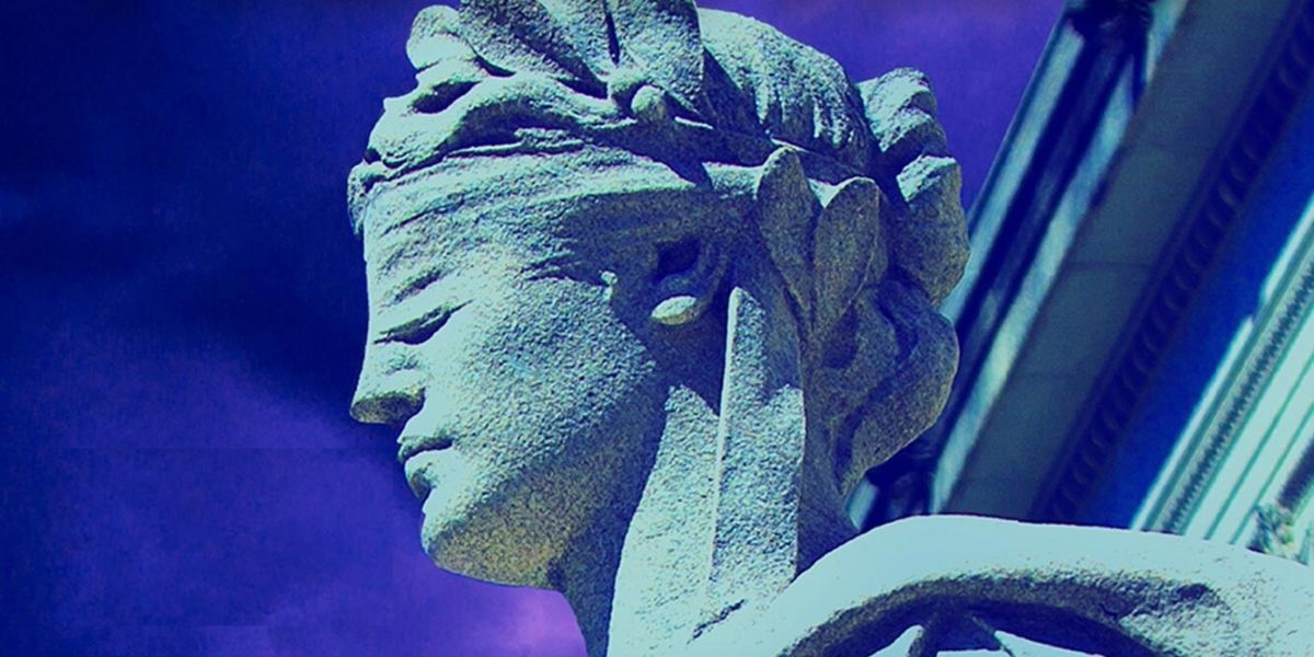 HypableBooks's tweet photo. ‘While Justice Sleeps’ book review: Seriously, what *can’t* Stacey Abrams do? https://t.co/zg8PQd3jw7 https://t.co/54lfi9rifS