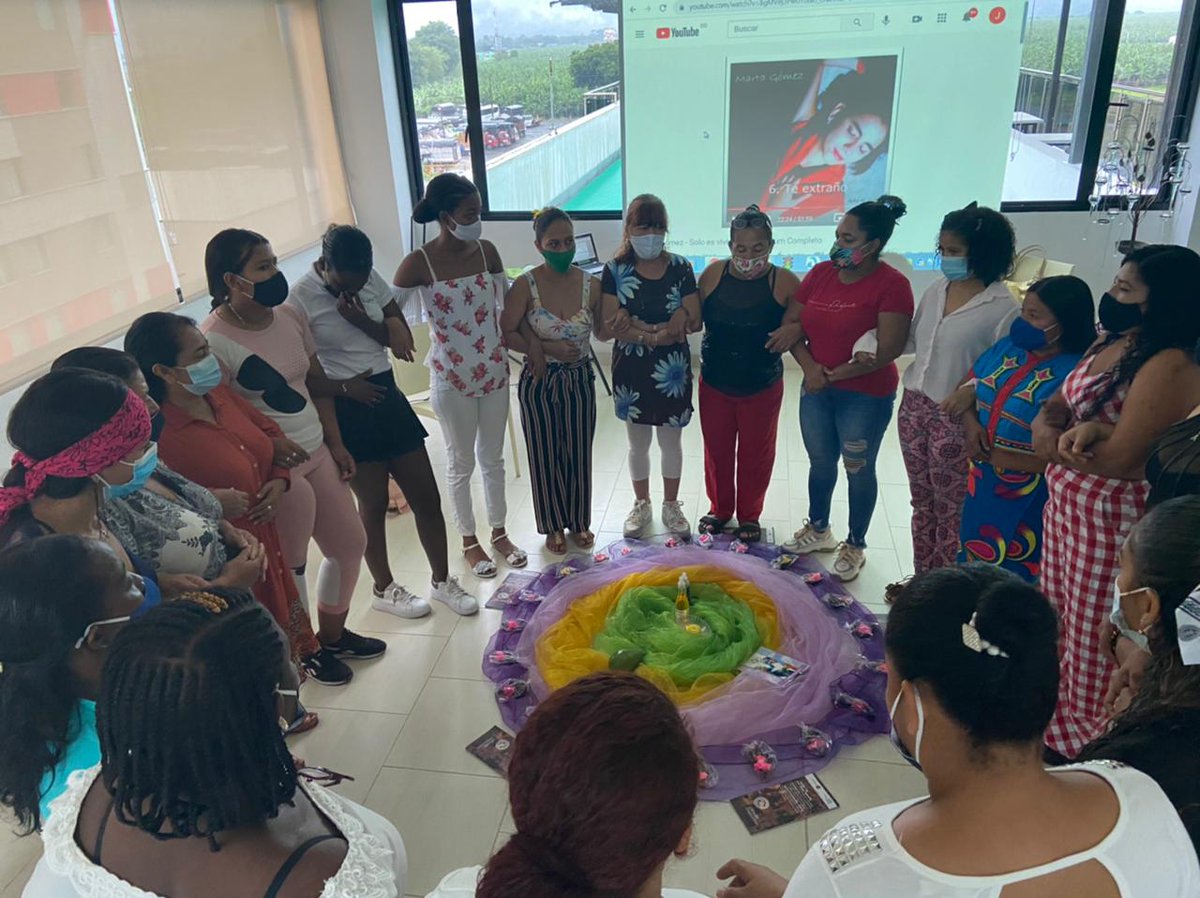 RutaPacificaM's tweet photo. #RetejiendoSaberes
Este fin de semana #RutaAntioquia estuvo en Apartadó realizando el "Taller Participativo sobre Justicia Restaurativa", en el marco del proyecto: Las Mujeres Paz haremos desde la participación efectiva en la @JEP_Colombia con el apoyo de @ASFCanada https://t.co/zwEv61eyGy