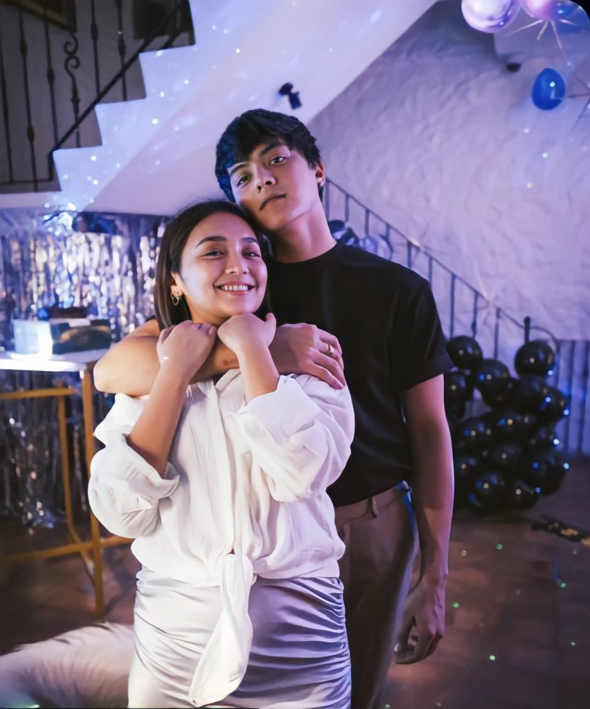 Lyra_1012's tweet photo. Happy 9th Anniversary mga Mahal @bernardokath @imdanielpadilla 

#NeverEndin9KathNiel
KathNiel Nueve https://t.co/v8Efy9RepY
